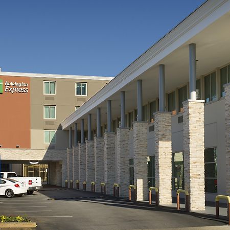 Holiday Inn Express Baltimore At The Stadiums By Ihg מראה חיצוני תמונה